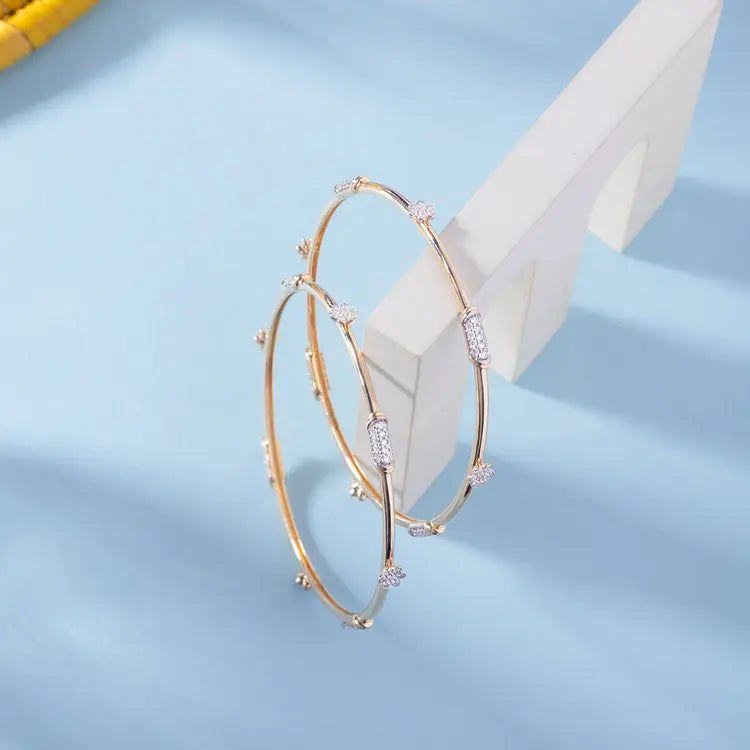 Minimal Elise Diamond Bangle